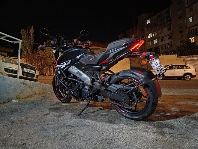 Bajaj Pulsar NS 400-3