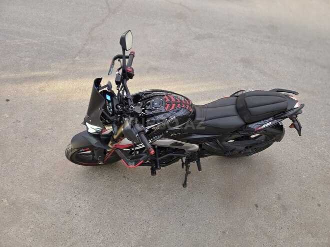 Bajaj Pulsar NS 400-9