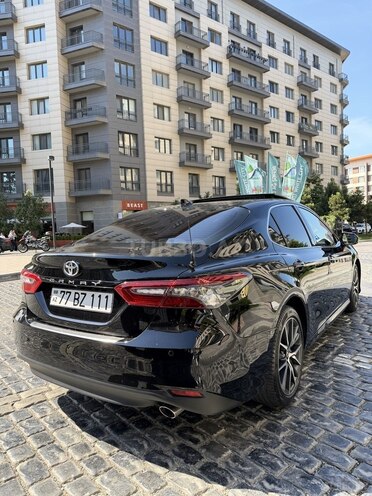 Toyota Camry-9