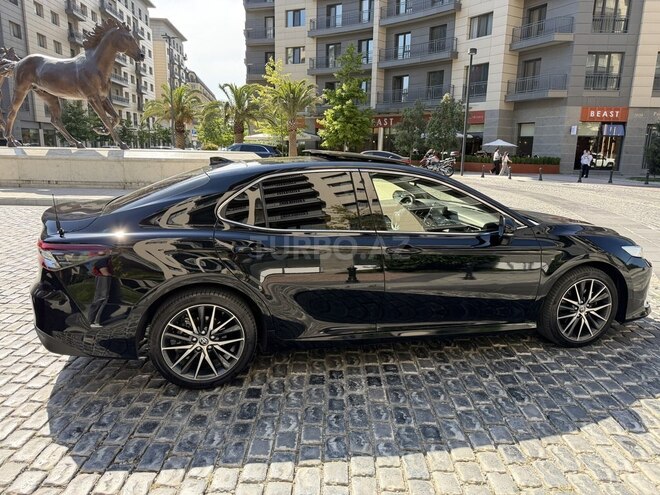 Toyota Camry-6