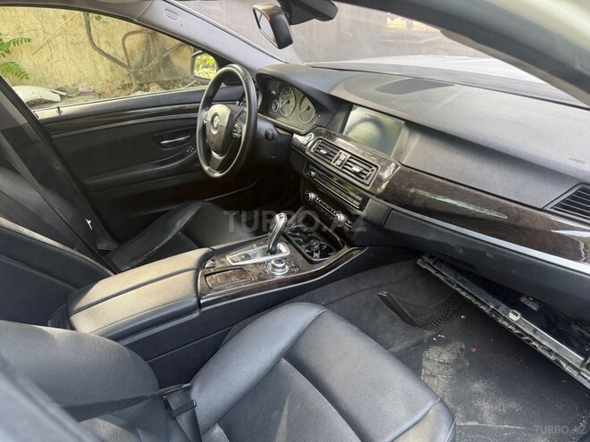 BMW 528-7