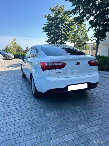 Kia Rio-7