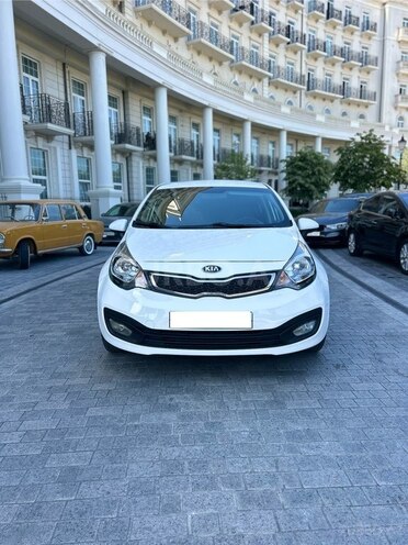 Kia Rio-1