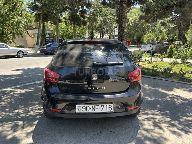 SEAT Ibiza-4