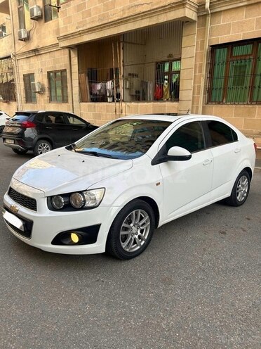 Chevrolet Aveo-4