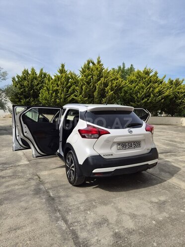 Nissan Kicks-12