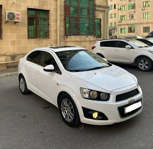 Chevrolet Aveo-1