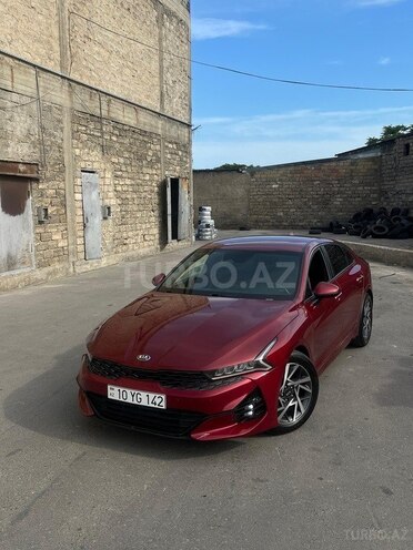 Kia K5-1