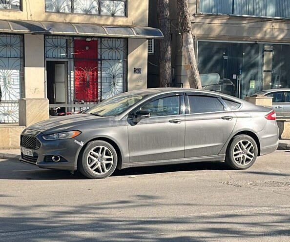 Ford Fusion (North America)-2