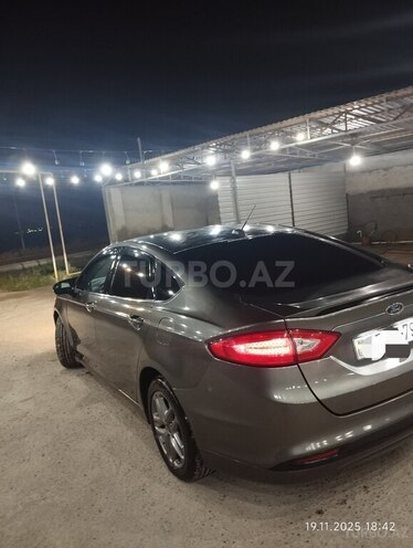 Ford Fusion (North America)-10