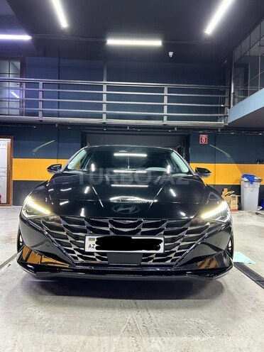Hyundai Elantra-10