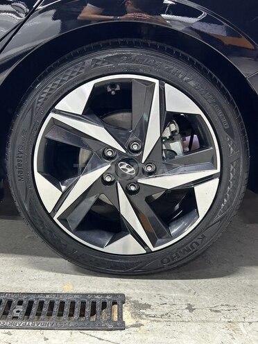 Hyundai Elantra-8