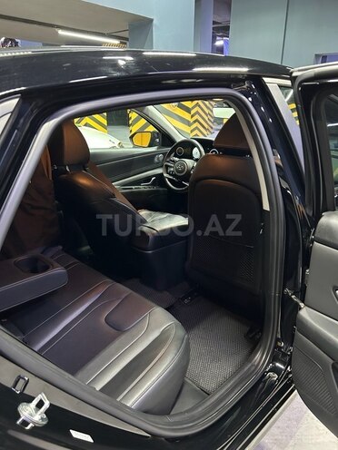 Hyundai Elantra-17