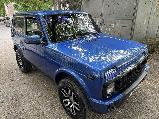 LADA (VAZ) Niva-4