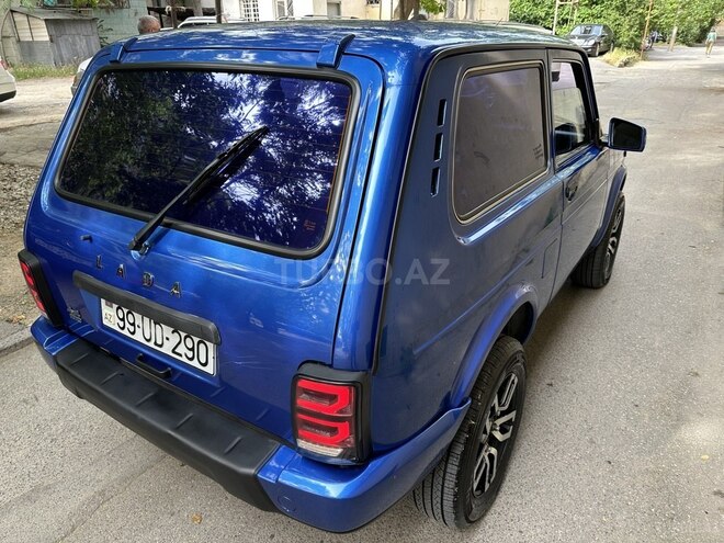 LADA (VAZ) Niva-9