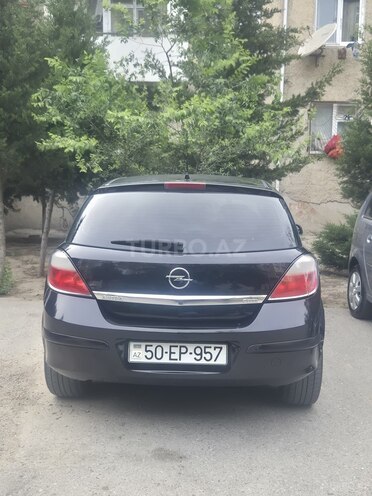 Opel Astra-2