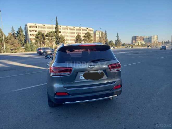 Kia Sorento-4
