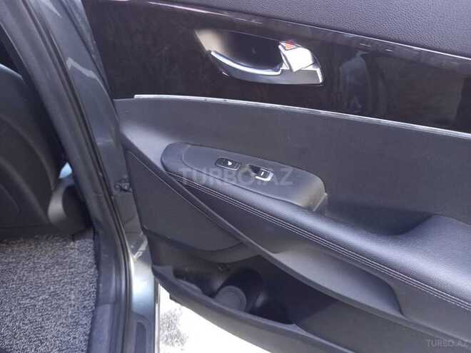 Kia Sorento-10