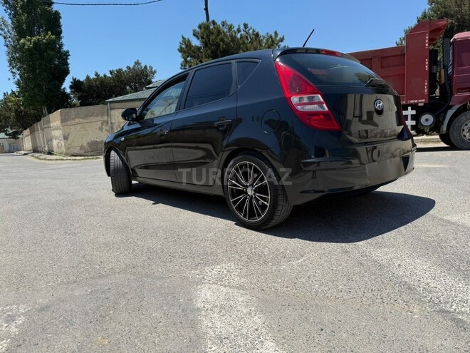 Hyundai i30-7