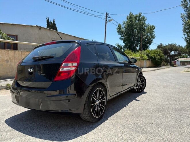 Hyundai i30-10
