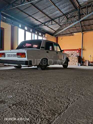 LADA (VAZ) 2107-10