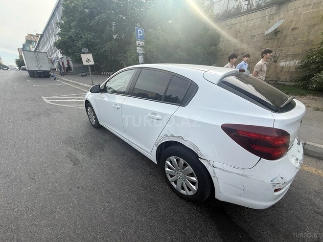 Chevrolet Cruze-4