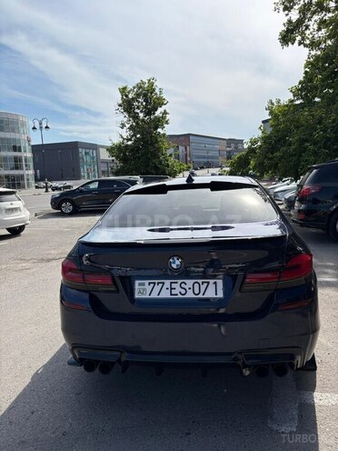 BMW 528-2
