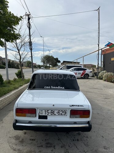 LADA (VAZ) 2107-2