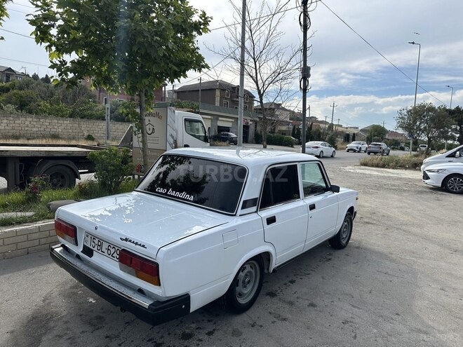 LADA (VAZ) 2107-5