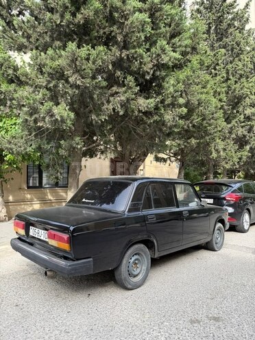 LADA (VAZ) 2107-4