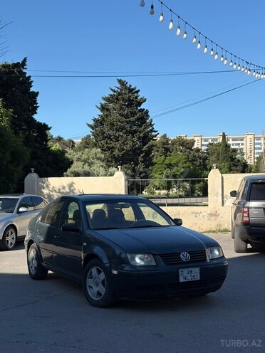 Volkswagen Jetta-3