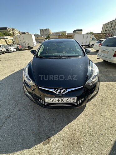 Hyundai Elantra-1