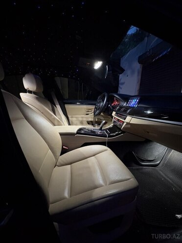 BMW 528-12