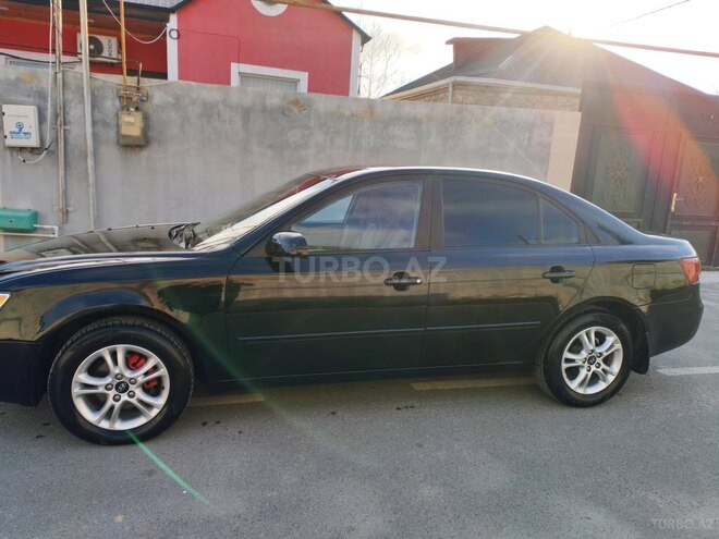 Hyundai Sonata-4