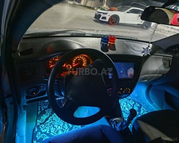 Kia Rio-6