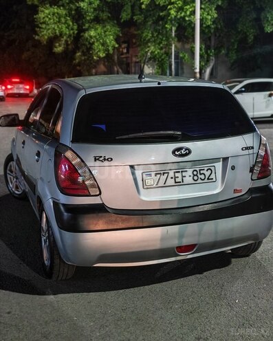 Kia Rio-2