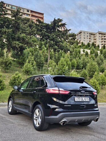 Ford Edge-8