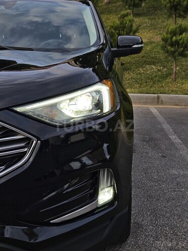 Ford Edge-5