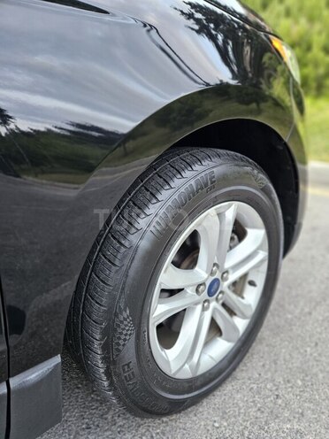 Ford Edge-15