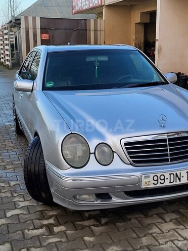 Mercedes E 280-5