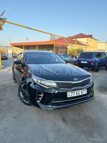 Kia K5-1