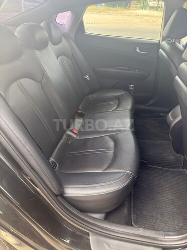 Kia K5-11