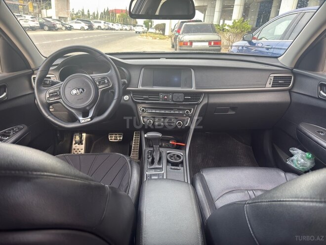 Kia K5-10