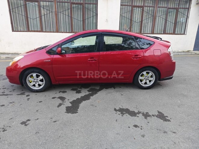 Toyota Prius-4