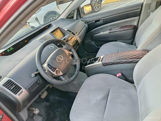Toyota Prius-15