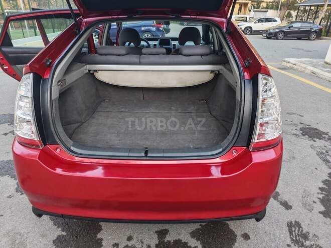 Toyota Prius-17
