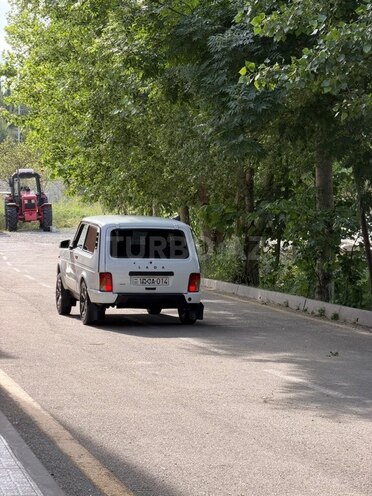 LADA (VAZ) Niva-2