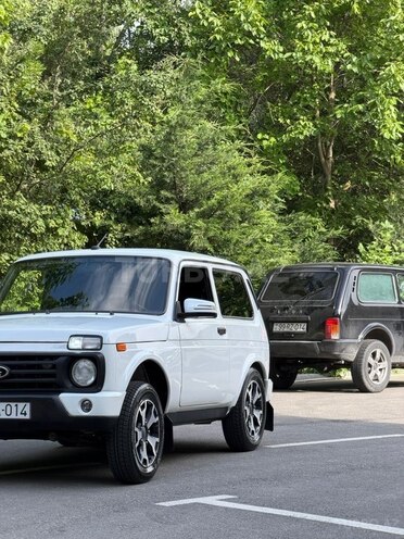 LADA (VAZ) Niva-4