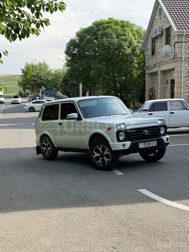 LADA (VAZ) Niva-7