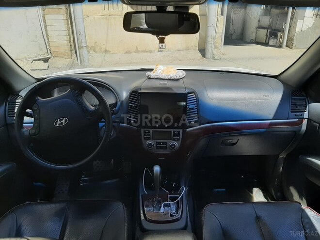 Hyundai Santa Fe-4